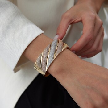 Triple Color Line Kelepçe - Özkonak