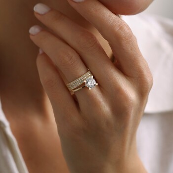 Üç Sıra Taşlı Tektaş Yüzük - Oragold Orhan (1)