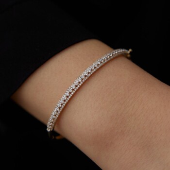 Üç Sıra Yarım Tur Taşlı Kelepçe - Mazi (1)