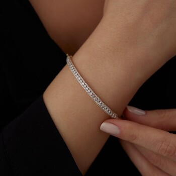 Üç Sıra Yarım Tur Taşlı Kelepçe - Mazi