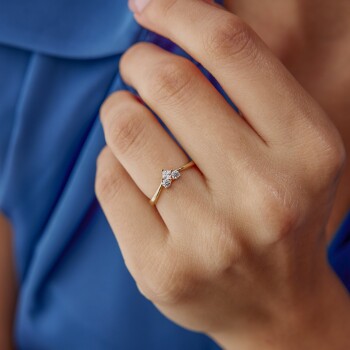 Üç Taşlı Yüzük - Rayna