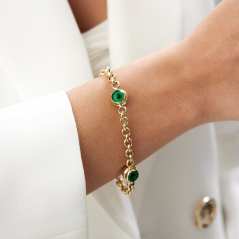 Üç Yeşil Gözlü Bileklik - Osman