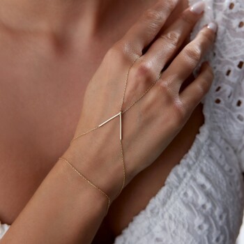 V Şahmeran - Rayna (1)