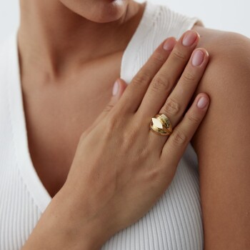 Vanessa Yüzük - Özer