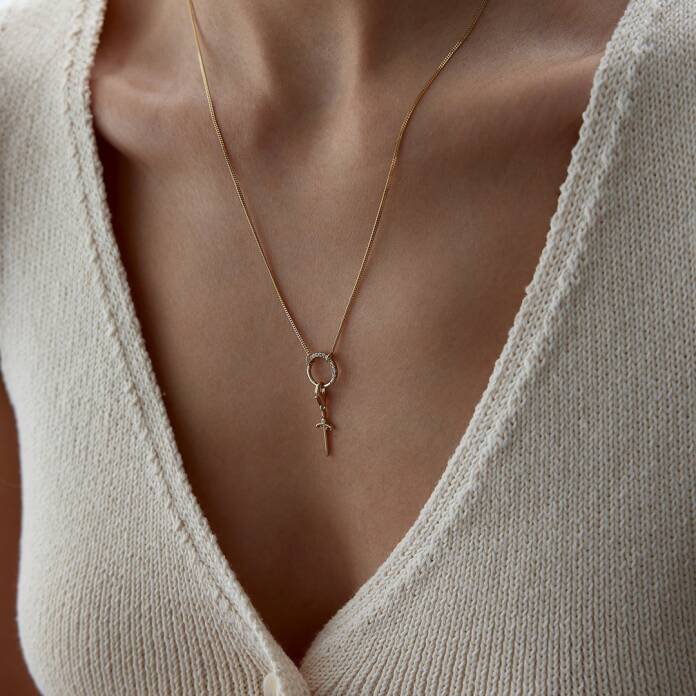 Yarım Tur Taşlı Charm Halkalı Kılıç Kolye - 3