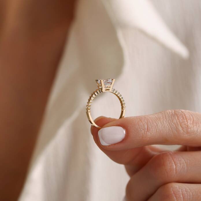 Yarım Tur Taşlı Oval Tektaş Yüzük - 2