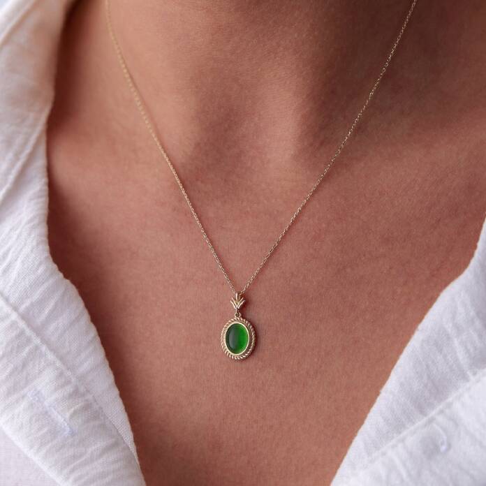 Yeşil Opal Taşlı Burgulu Kolye - 1