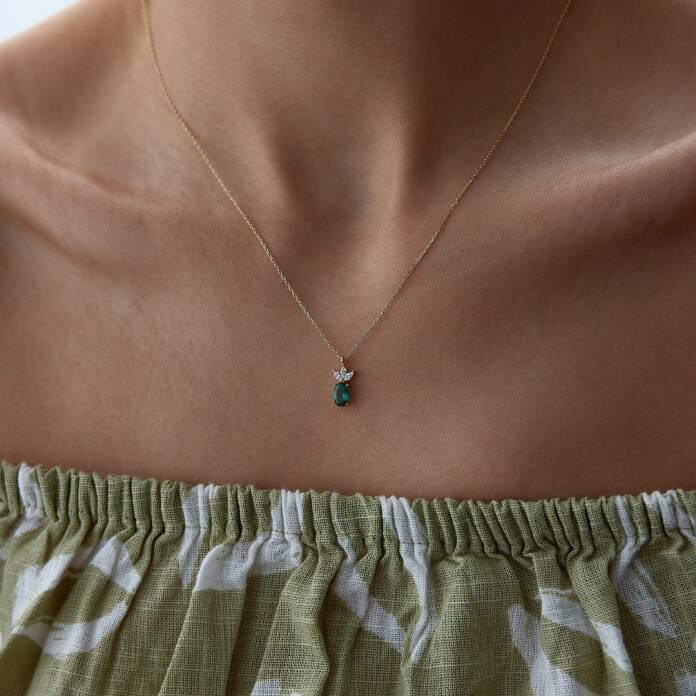 Yeşil Oval Taşlı Kolye - 1