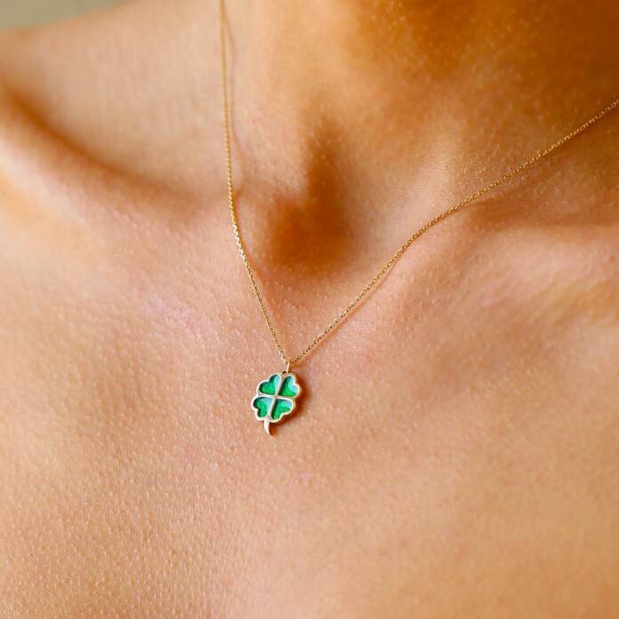 Yonca İçi Yeşil Kolye - 1