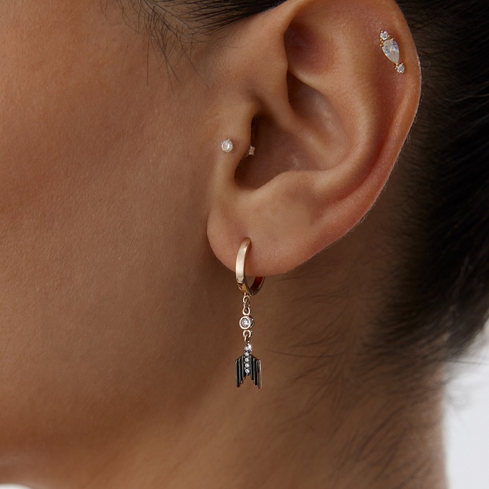 Yukarı Yön Sallantılı Küpe - Alen