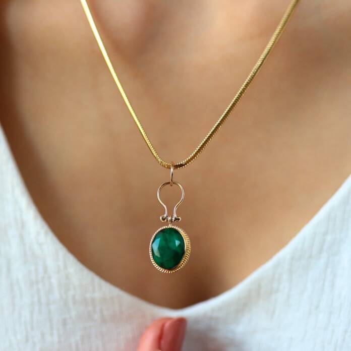 Zümrüt Yeşili Balık Sırtı Kolye - 1